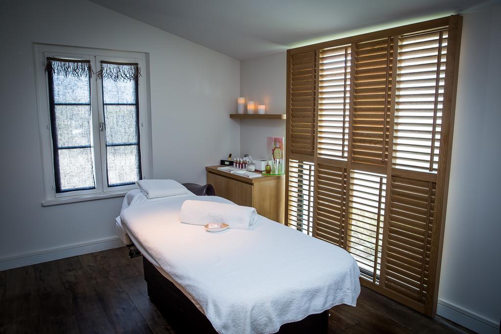 Le Clos Saint-Martin Hotel & Spa Esterno foto