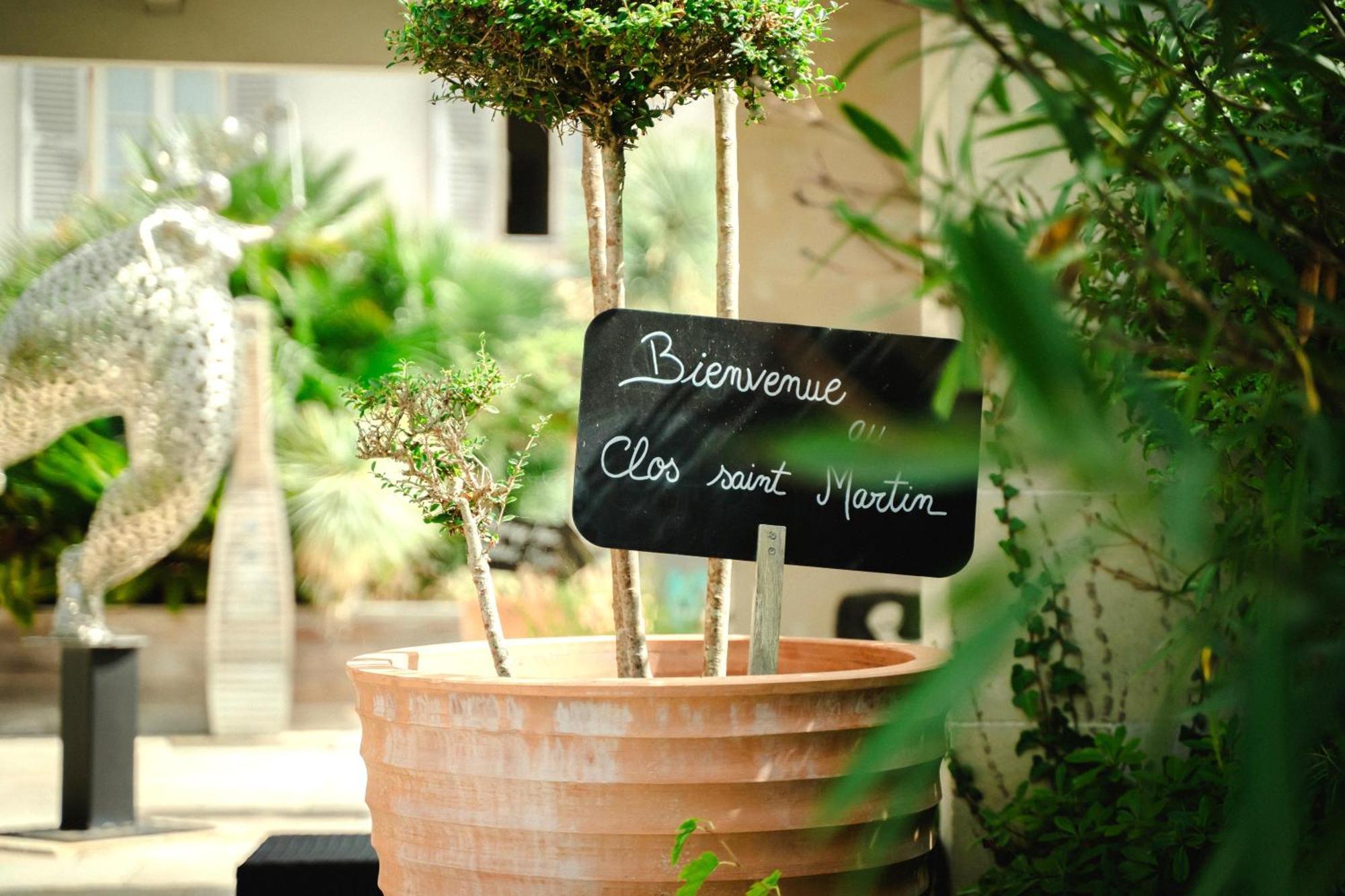 Le Clos Saint-Martin Hotel & Spa Esterno foto