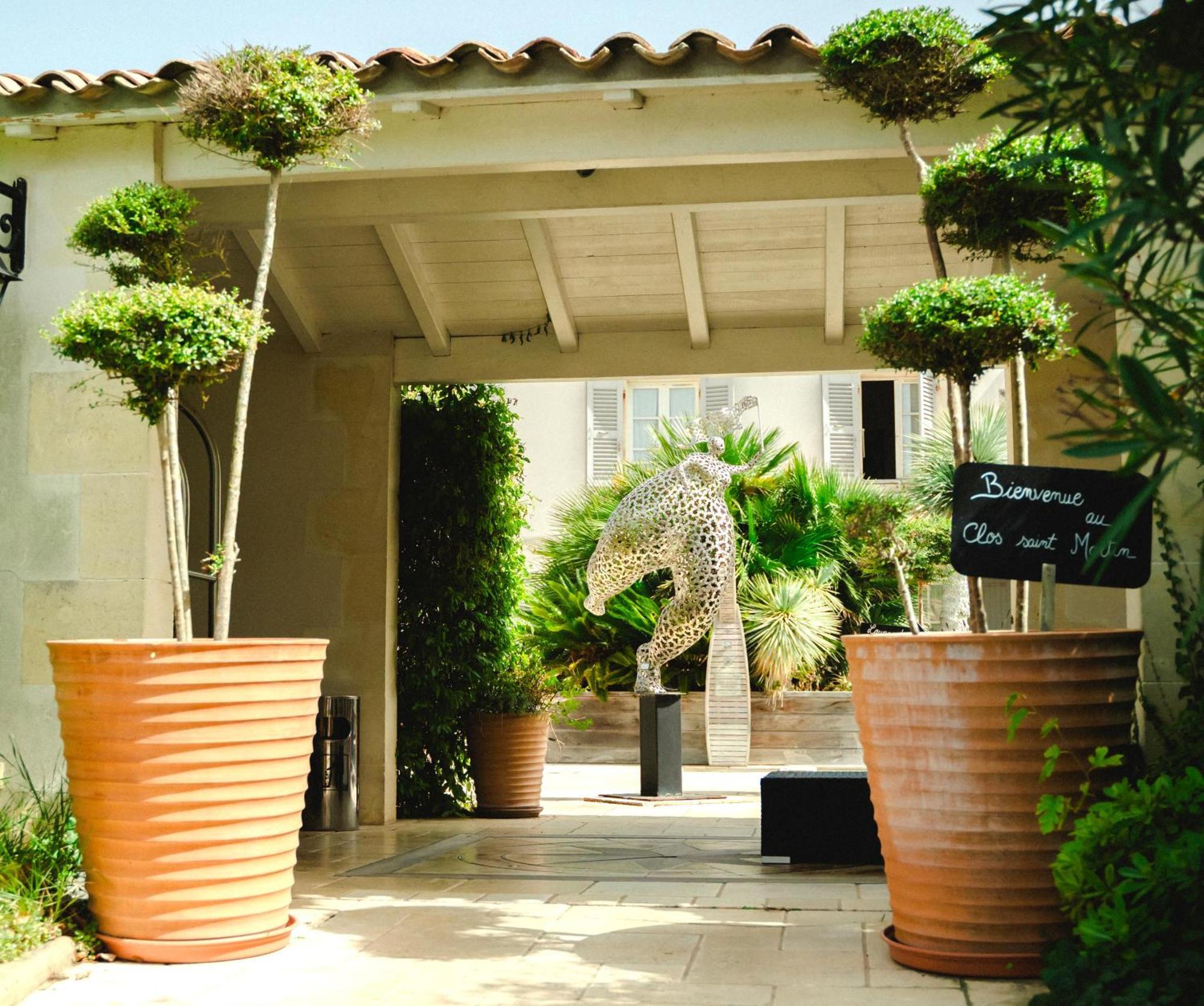 Le Clos Saint-Martin Hotel & Spa Esterno foto