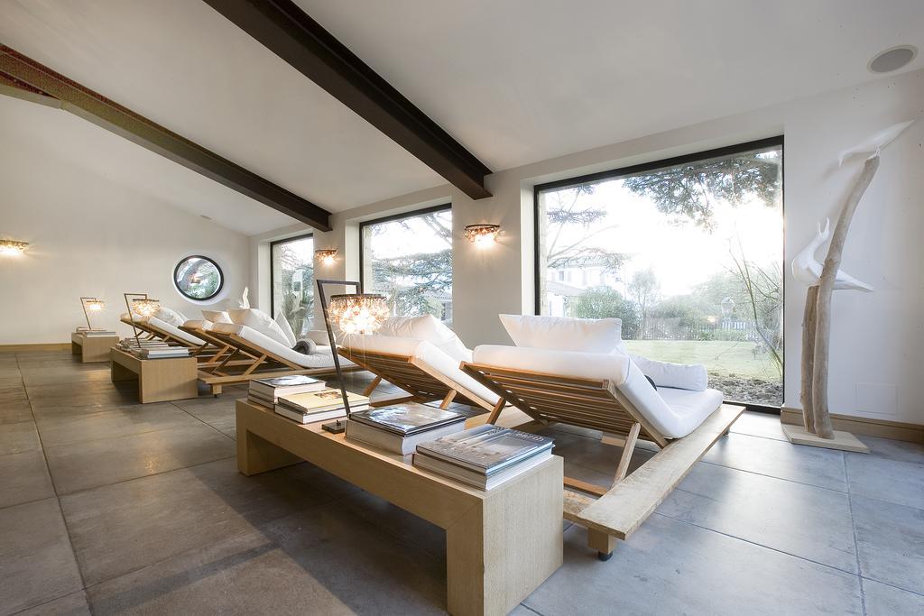 Le Clos Saint-Martin Hotel & Spa Esterno foto