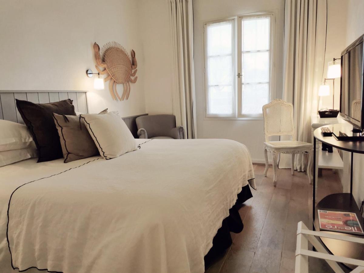 Le Clos Saint-Martin Hotel & Spa Esterno foto